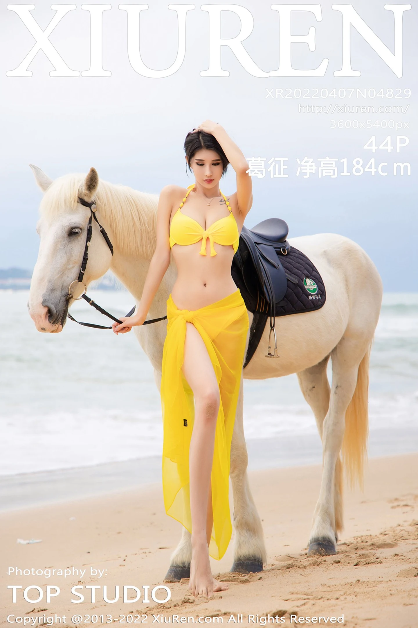 [XiuRen秀人网]No.4829_模特葛征三亚旅拍骑马系列白色连衣裙+黄色比基尼性感迷人写真44P-秀人网 - XiuRen.Space